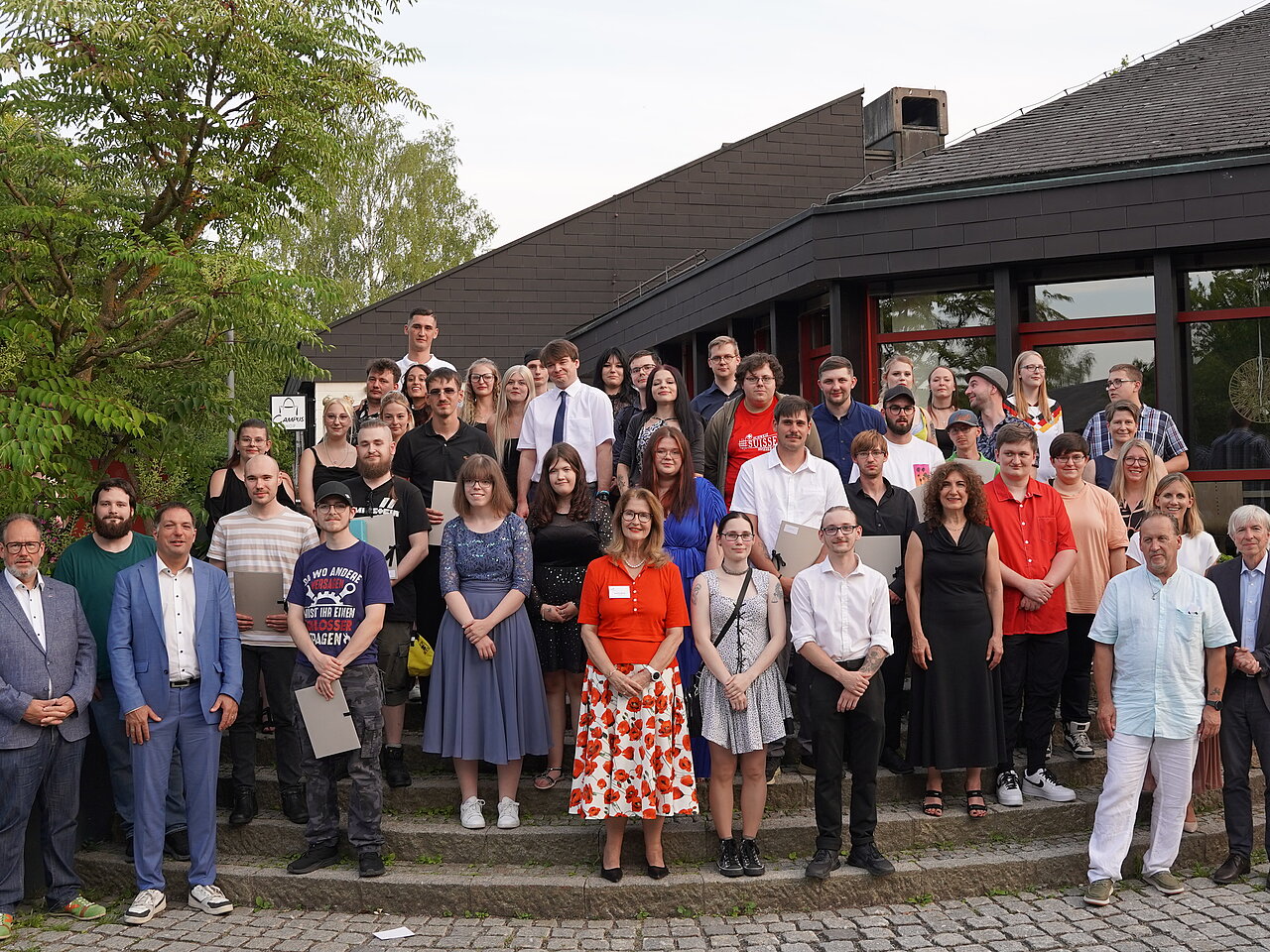 Gruppenbild: Alle Absolventen